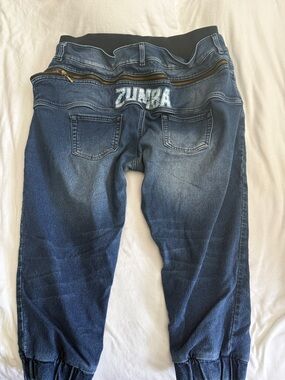 Zumba Fitness Knee Length Jeans